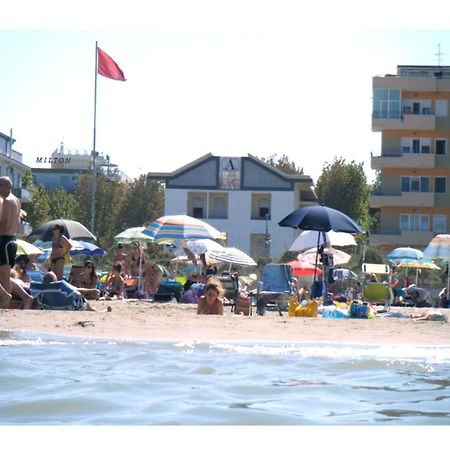 Hotel Ariston チェゼナーティコ エクステリア 写真